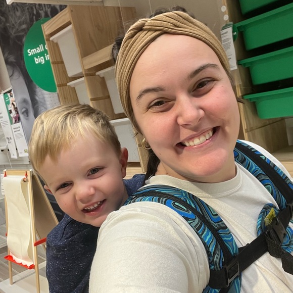 Meet your Posher, Tommi - Picture 1 of 3